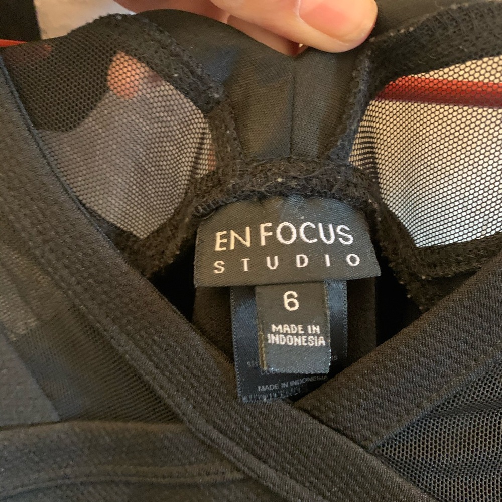 ⭐️ EnfocusStudio Dress - Picture 4 of 5